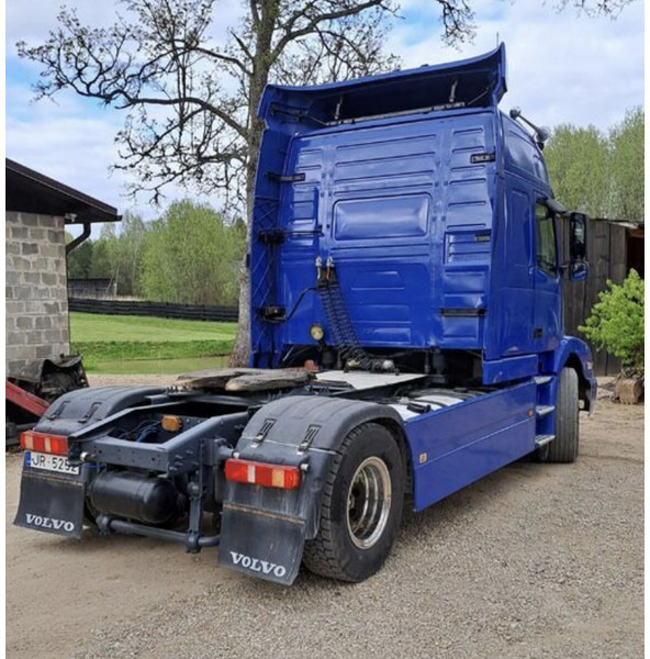 Volvo NH12 - Тягач: фото 3 Volvo NH12 - Тягач: фото 3