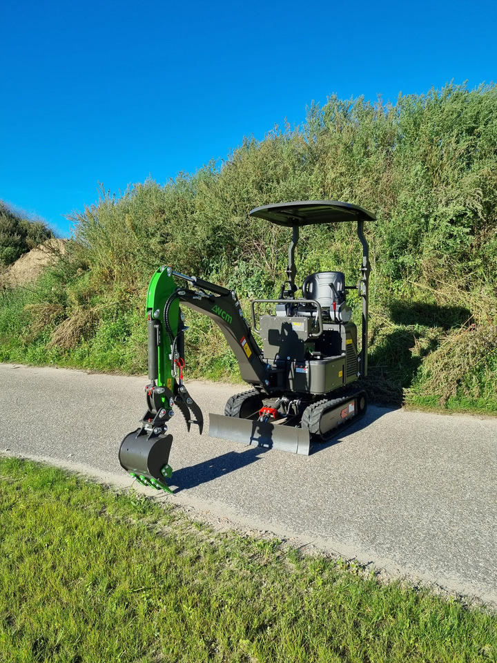 WCM CTX 8010S Pro Diesel - Мини-экскаватор: фото 1 WCM CTX 8010S Pro Diesel - Мини-экскаватор: фото 1