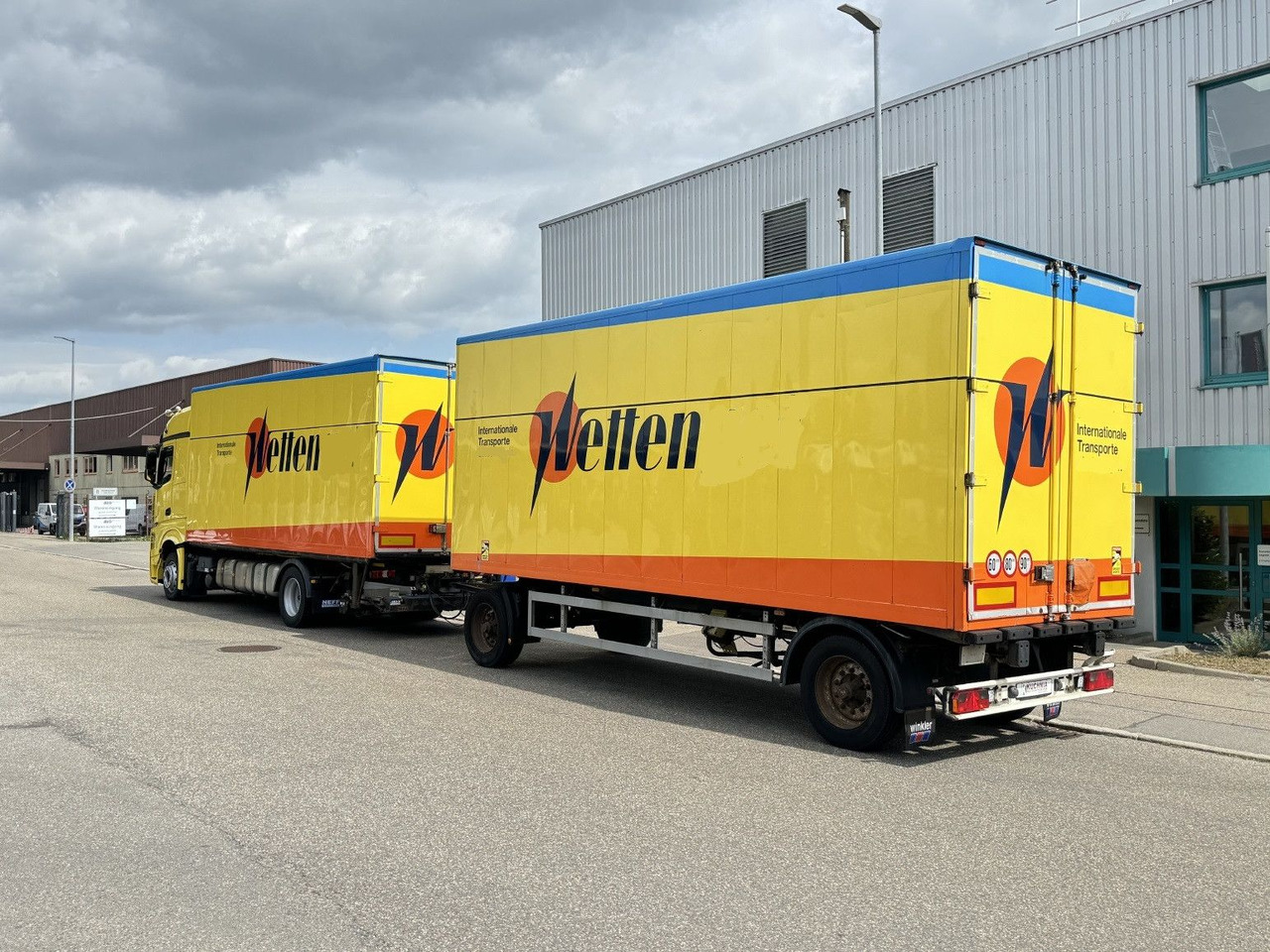Bachert 14t Alu-Möbelkoffer 7,2m BPW Luft ZS - Прицеп-фургон: фото 4 Bachert 14t Alu-Möbelkoffer 7,2m BPW Luft ZS - Прицеп-фургон: фото 4
