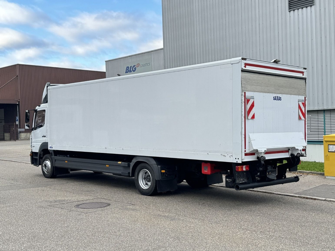 Mercedes-Benz Atego 1227L Koffer 8m LBW Klima Diff. Sperre - Грузовик с закрытым кузовом: фото 5 Mercedes-Benz Atego 1227L Koffer 8m LBW Klima Diff. Sperre - Грузовик с закрытым кузовом: фото 5