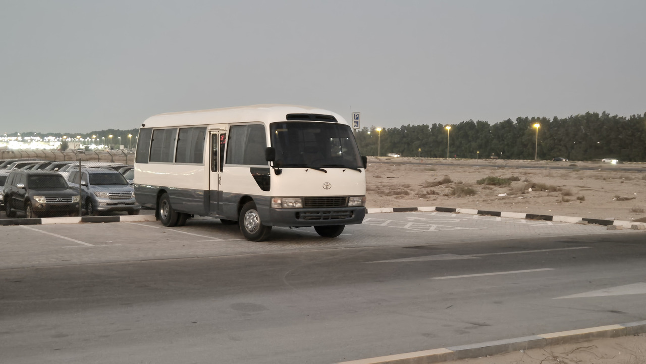 Toyota Coaster ... 30 places - climatisé - Микроавтобус, Пассажирский фургон: фото 1 Toyota Coaster ... 30 places - climatisé - Микроавтобус, Пассажирский фургон: фото 1