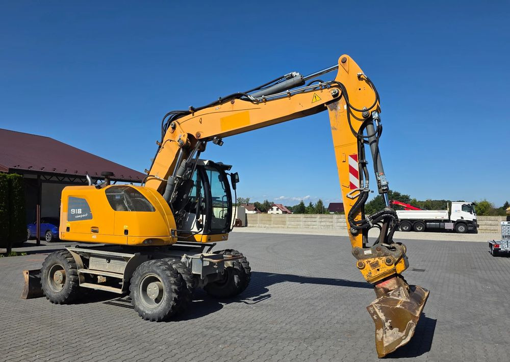 Колёсный экскаватор Liebherr A918 COMPACT, 2014 ROK, SW 48 LIKUFIX szybkozłącze: фото 7 Колёсный экскаватор Liebherr A918 COMPACT, 2014 ROK, SW 48 LIKUFIX szybkozłącze: фото 7