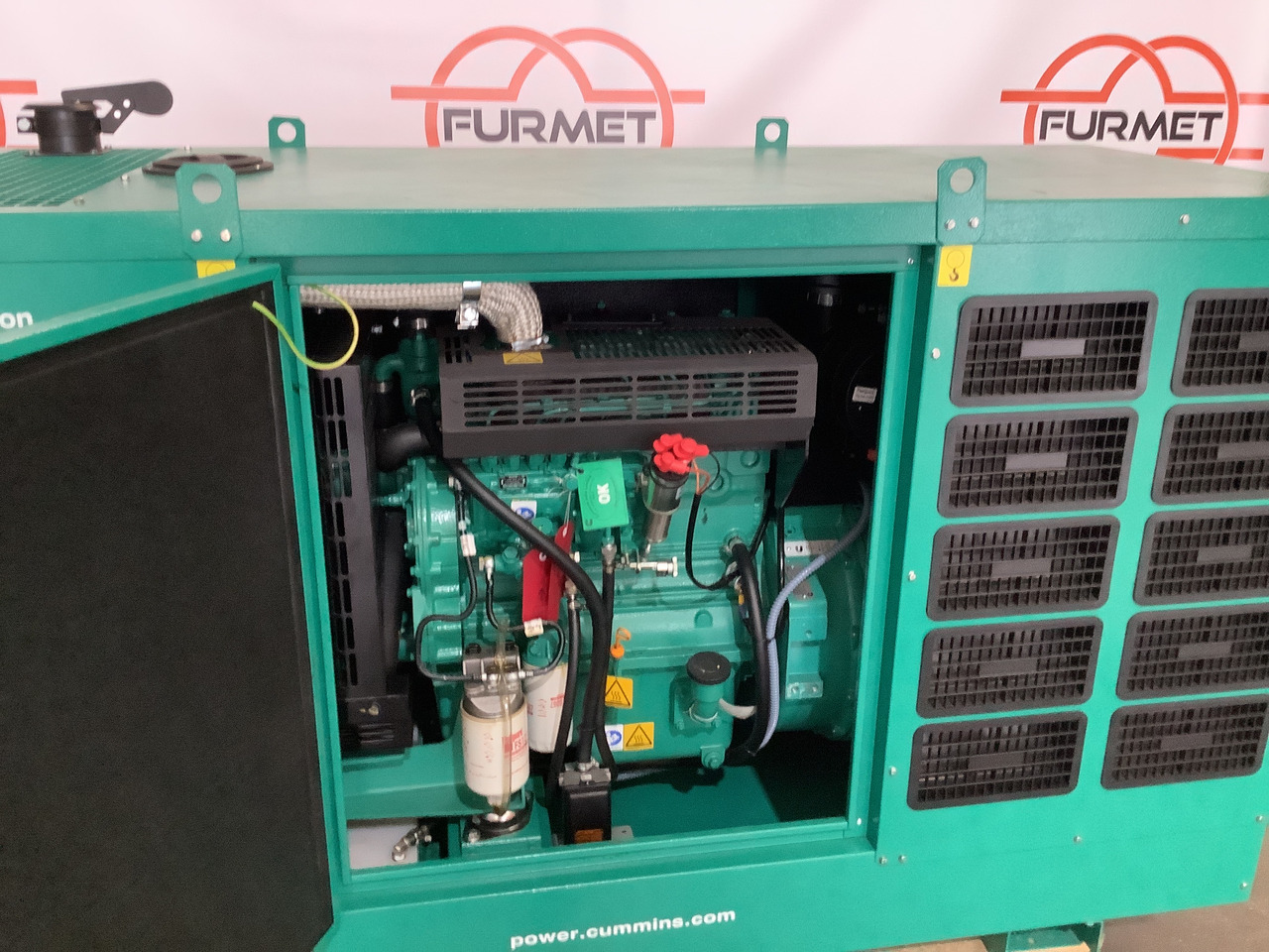 Cummins C22D5Q. 22KVA Generator. Brand new. - Электрогенератор: фото 2 Cummins C22D5Q. 22KVA Generator. Brand new. - Электрогенератор: фото 2