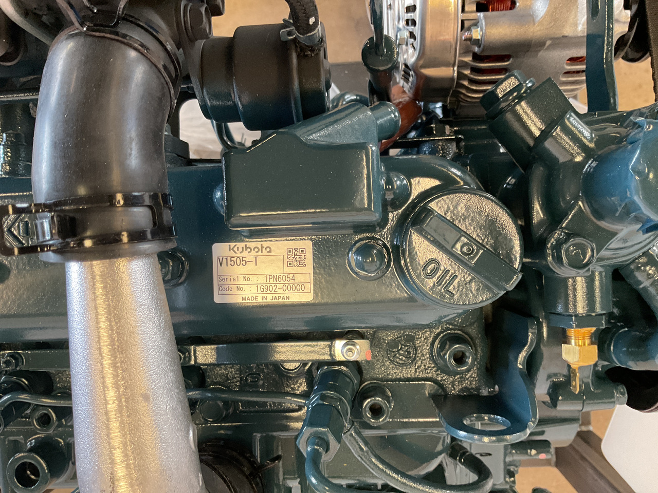 Kubota V1505T - Двигатель: фото 4 Kubota V1505T - Двигатель: фото 4