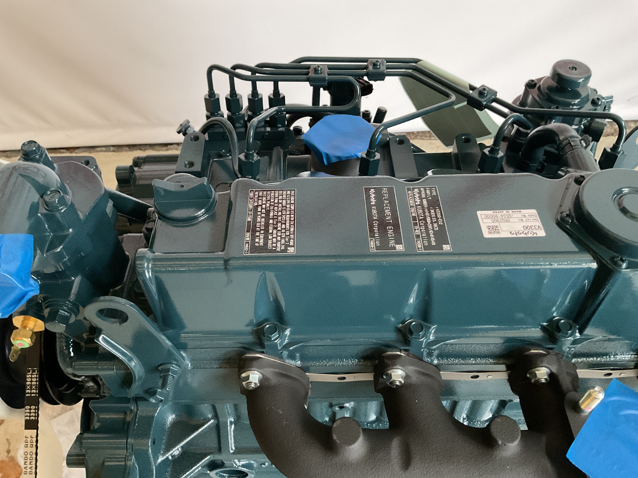 Kubota V3300 (2) - Двигатель: фото 3 Kubota V3300 (2) - Двигатель: фото 3