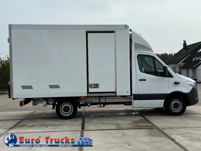 Mercedes-Benz Sprinter 316 - Фургон-рефрижератор: фото 4 Mercedes-Benz Sprinter 316 - Фургон-рефрижератор: фото 4