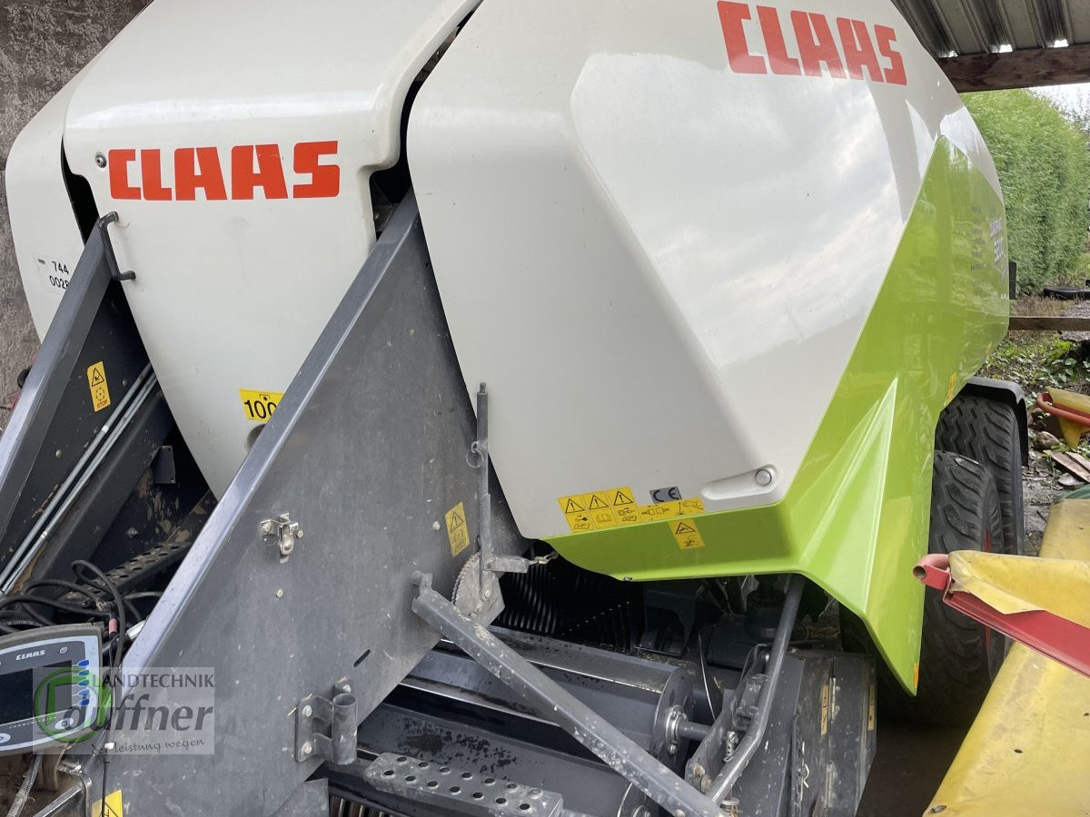 CLAAS Quadrant 3200 RC Tandem - Пресс-подборщик тюковый: фото 1 CLAAS Quadrant 3200 RC Tandem - Пресс-подборщик тюковый: фото 1