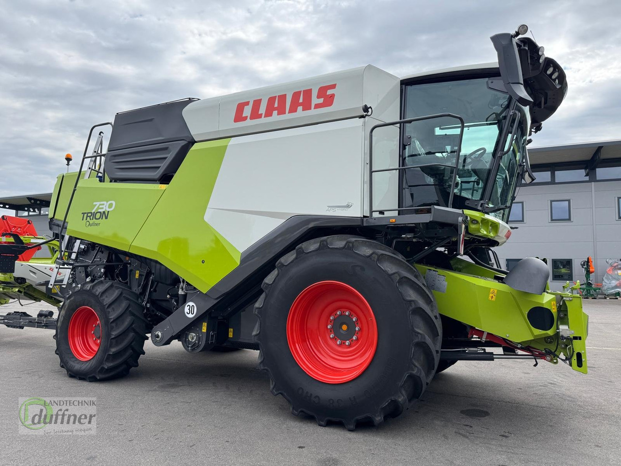 CLAAS Trion 730 - Зерноуборочный комбайн: фото 2 CLAAS Trion 730 - Зерноуборочный комбайн: фото 2