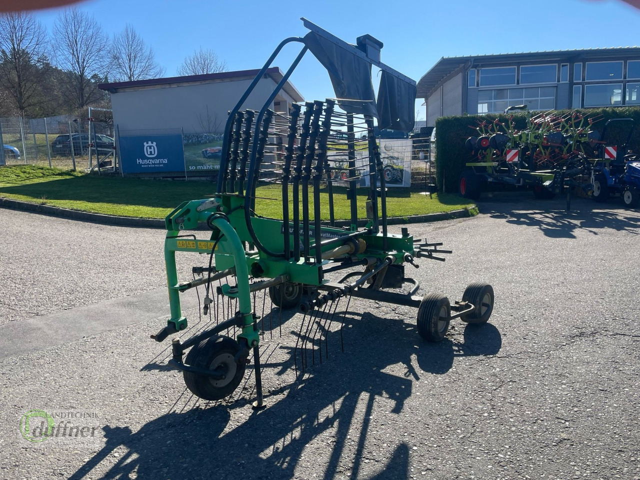 Deutz-Fahr Swatmaster 4621 - Сеноворошилка: фото 1 Deutz-Fahr Swatmaster 4621 - Сеноворошилка: фото 1