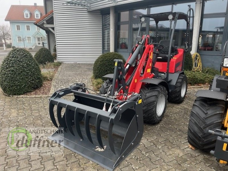 Schäffer 2630 - Компактный фронтальный погрузчик: фото 2 Schäffer 2630 - Компактный фронтальный погрузчик: фото 2