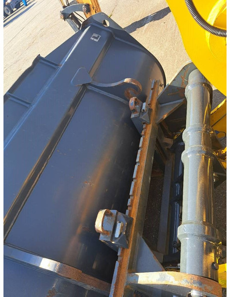 Komatsu WA 100 M-8 - Колёсный погрузчик: фото 5 Komatsu WA 100 M-8 - Колёсный погрузчик: фото 5