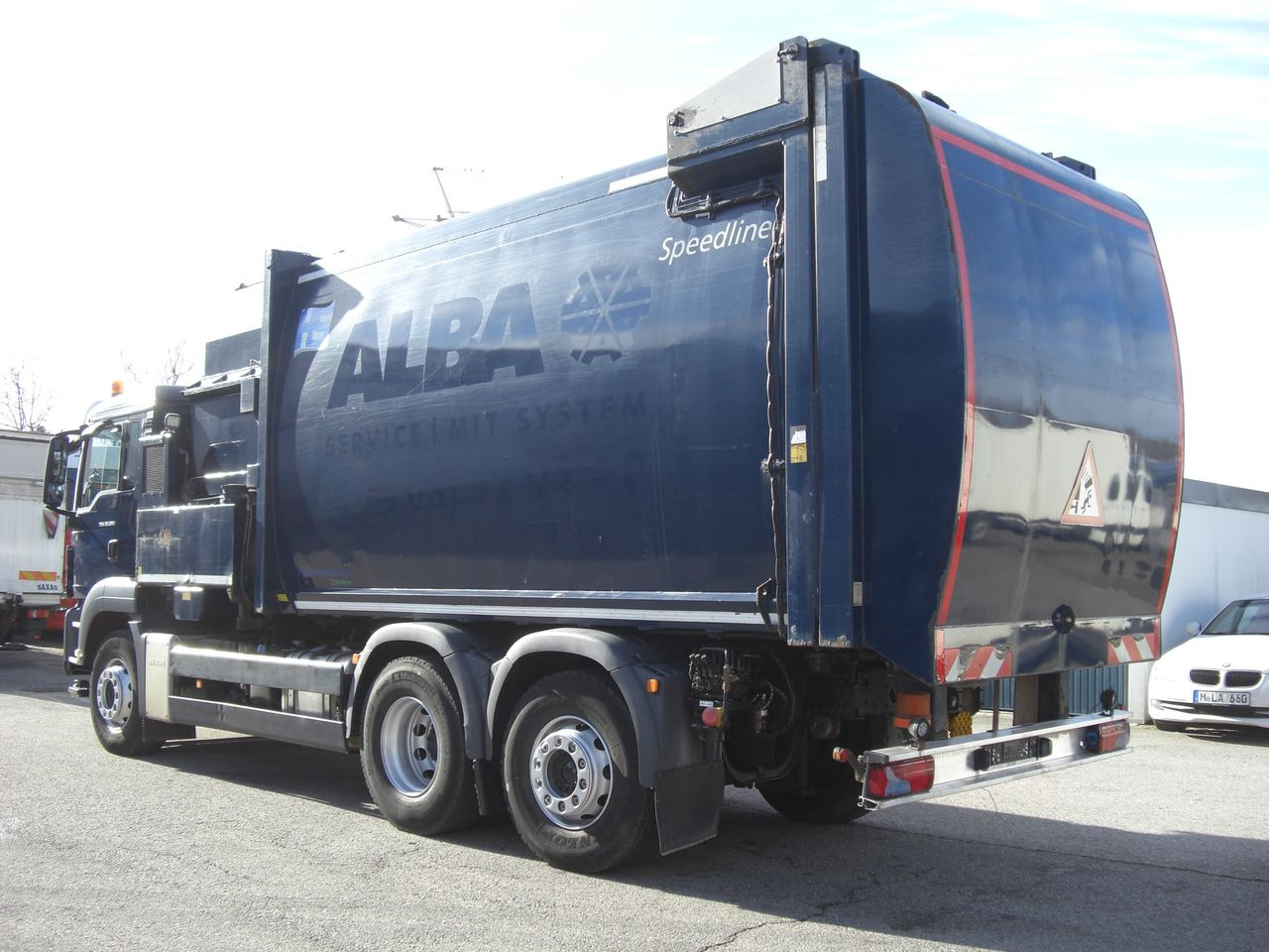 MAN 26360FNLL / RECHTSGEST. - Мусоровоз: фото 4 MAN 26360FNLL / RECHTSGEST. - Мусоровоз: фото 4