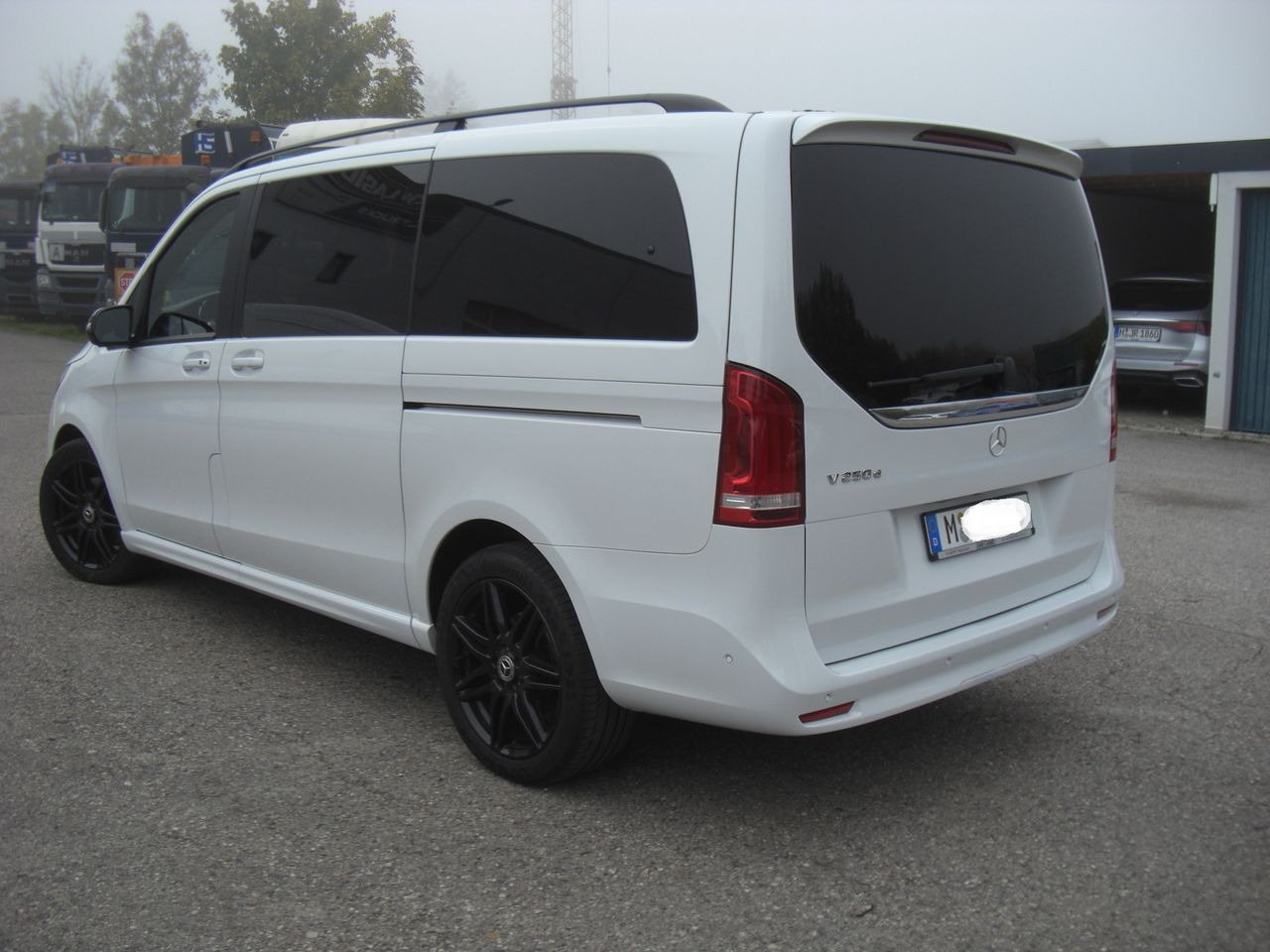 Mercedes-Benz V 250 LANG - Грузопассажирский фургон: фото 4 Mercedes-Benz V 250 LANG - Грузопассажирский фургон: фото 4