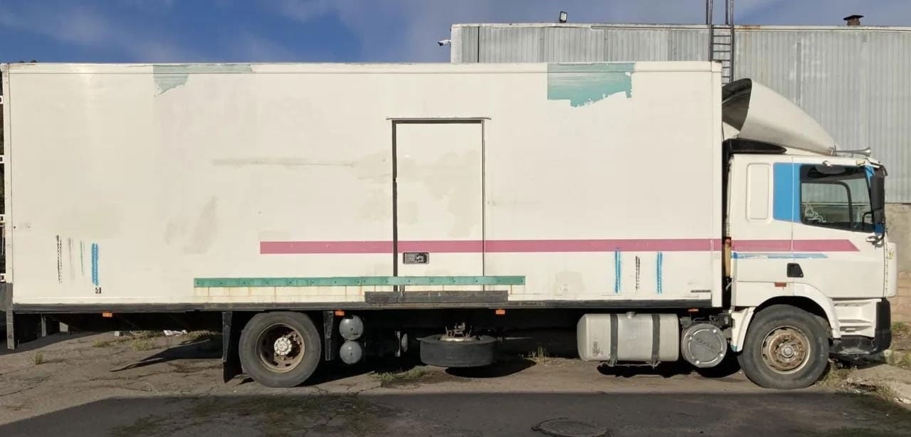 DAF CF 85 Container body - Грузовик-контейнеровоз/ Сменный кузов: фото 4 DAF CF 85 Container body - Грузовик-контейнеровоз/ Сменный кузов: фото 4
