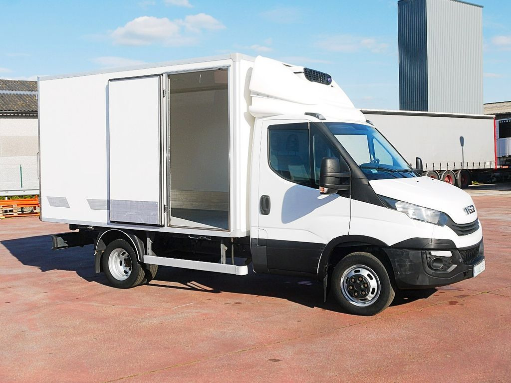 Iveco 35C14 DAILY KUHLKOFFER CARRIER VIENTO A/C - Фургон-рефрижератор: фото 3 Iveco 35C14 DAILY KUHLKOFFER CARRIER VIENTO A/C - Фургон-рефрижератор: фото 3