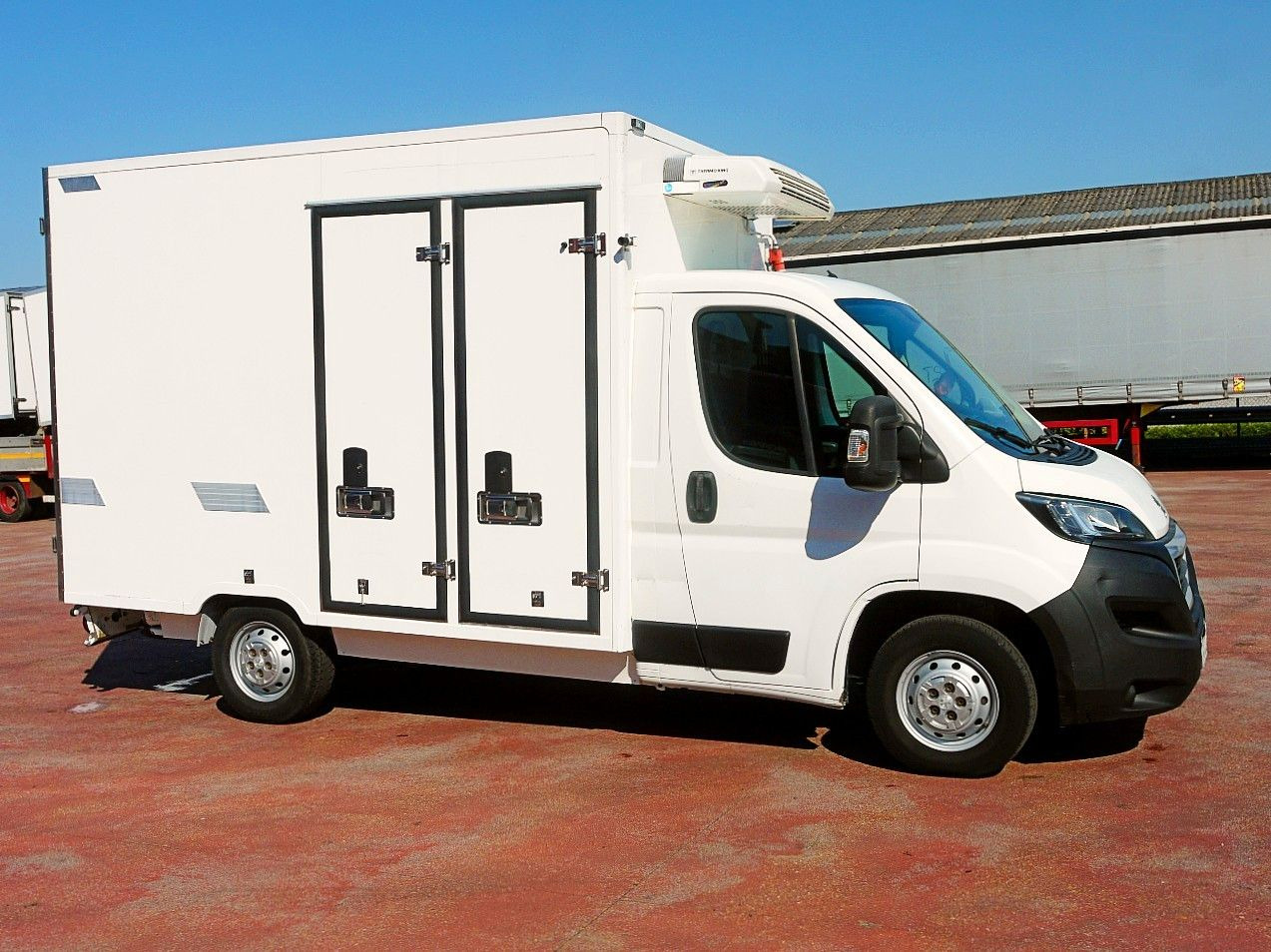 Peugeot BOXER KUHLKOFFER THERMOKING V200 MULTI -20C A/C - Фургон-рефрижератор: фото 3 Peugeot BOXER KUHLKOFFER THERMOKING V200 MULTI -20C A/C - Фургон-рефрижератор: фото 3
