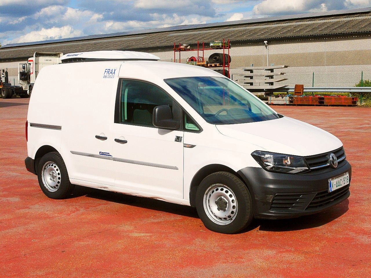 Volkswagen CADDY 2.0 KONVEKTA -2c A/C €6 - Фургон-рефрижератор: фото 2 Volkswagen CADDY 2.0 KONVEKTA -2c A/C €6 - Фургон-рефрижератор: фото 2