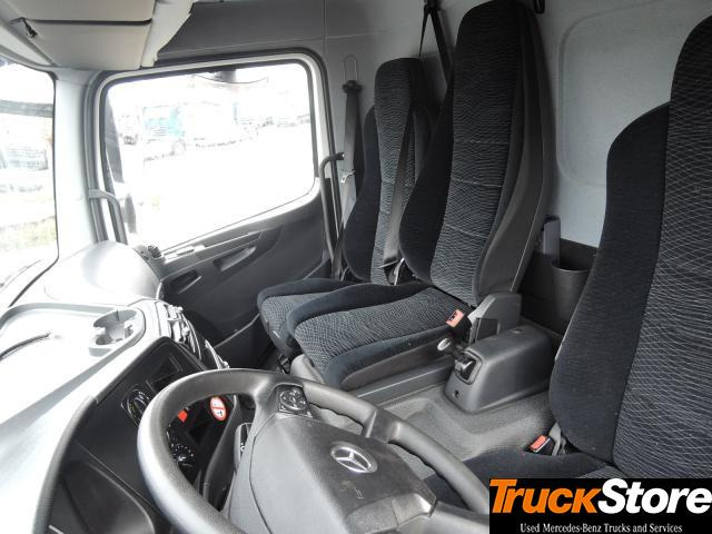 Mercedes-Benz Atego 821 L - Фургон с закрытым кузовом: фото 2 Mercedes-Benz Atego 821 L - Фургон с закрытым кузовом: фото 2