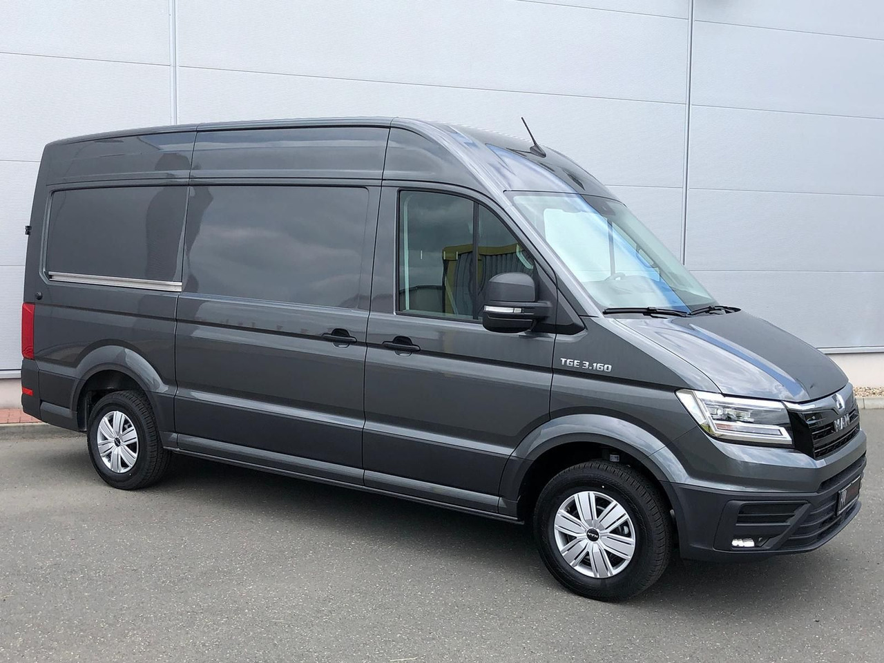 MAN TGE 3.160 L3H3 Kasten LED AHK NAVI GRA RWD SITZH - Легковой автомобиль: фото 2 MAN TGE 3.160 L3H3 Kasten LED AHK NAVI GRA RWD SITZH - Легковой автомобиль: фото 2