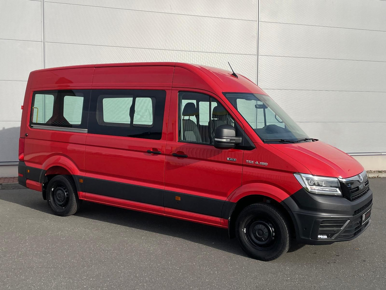 MAN TGE 3.180 L3H3 4x4 FEUERWEHR LED TEMPOMAT - Пассажирский фургон: фото 2 MAN TGE 3.180 L3H3 4x4 FEUERWEHR LED TEMPOMAT - Пассажирский фургон: фото 2