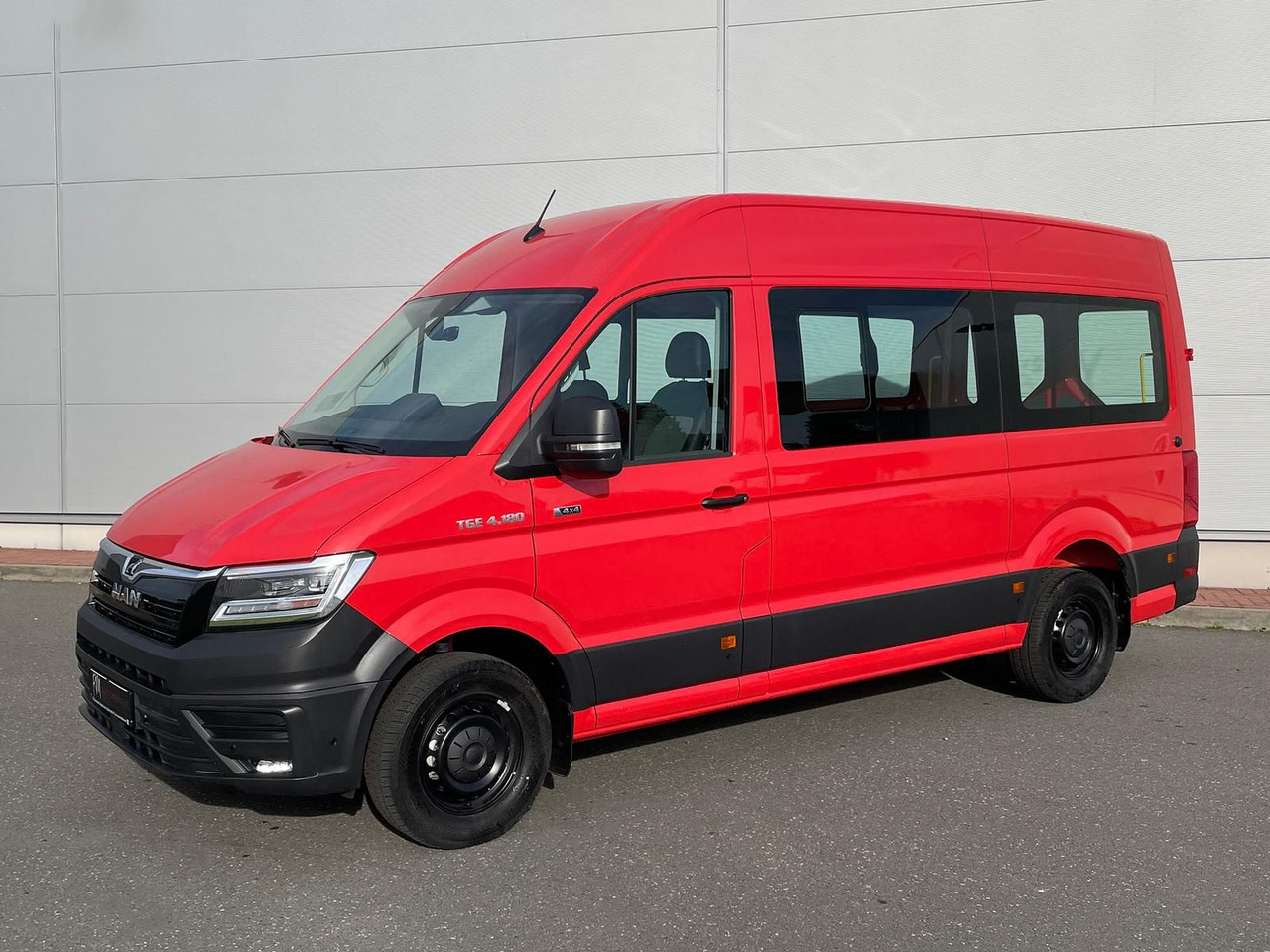 MAN TGE 3.180 L3H3 4x4 FEUERWEHR LED TEMPOMAT - Пассажирский фургон: фото 1 MAN TGE 3.180 L3H3 4x4 FEUERWEHR LED TEMPOMAT - Пассажирский фургон: фото 1