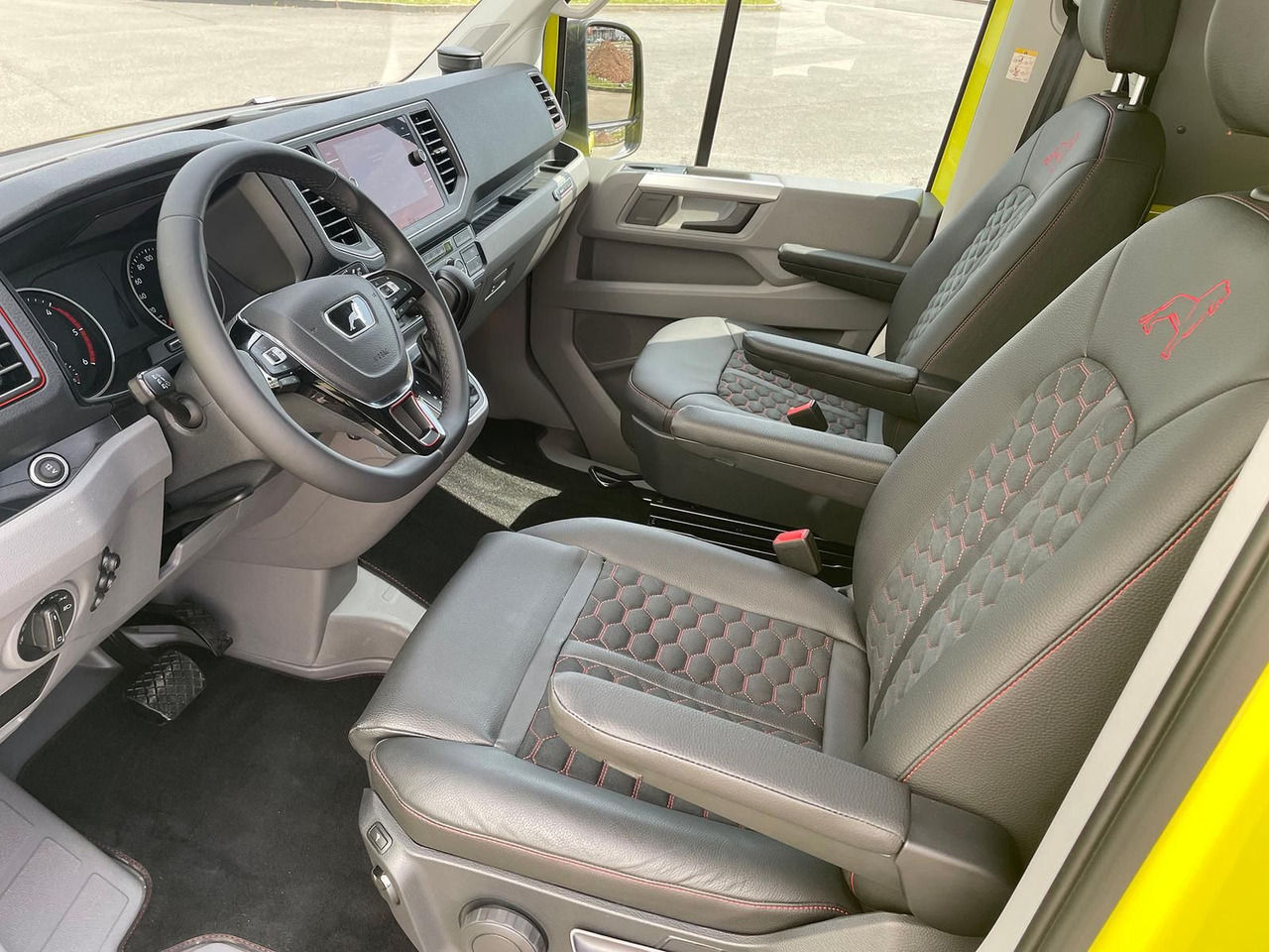 Цельнометаллический фургон MAN TGE 3.180 L3H3 IndividualS BF3 + BEGLEITFAHRZEUG: фото 16