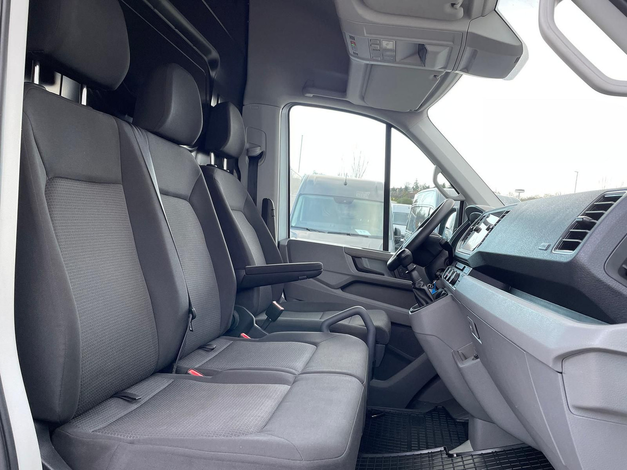 Легковой автомобиль MAN TGE 3.180 L3H3 Kasten 4x4 DIFF NAV ACC STANDH: фото 15
