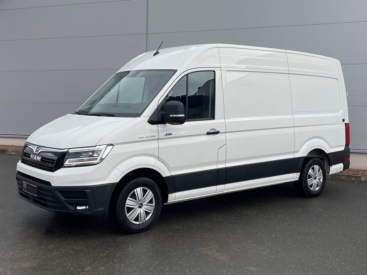 MAN TGE 3.180 L3H3 Kasten 4x4 STANDHZ DIFF AHK ACC - Легковой автомобиль: фото 1 MAN TGE 3.180 L3H3 Kasten 4x4 STANDHZ DIFF AHK ACC - Легковой автомобиль: фото 1