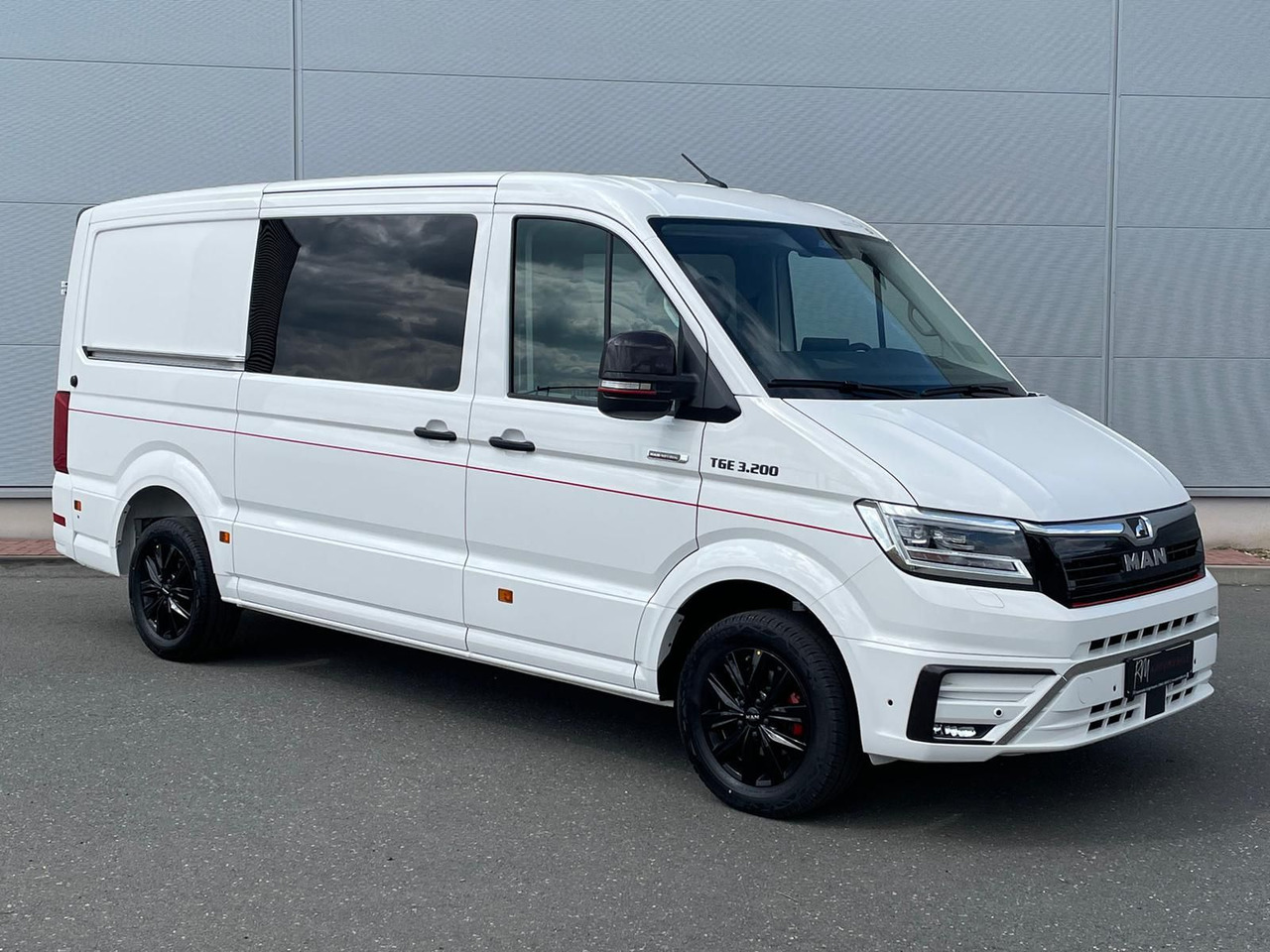 MAN TGE 3.200 L3H2 MIXTO 4x4 Individual S ACC STHZ - Цельнометаллический фургон, Грузопассажирский фургон: фото 2 MAN TGE 3.200 L3H2 MIXTO 4x4 Individual S ACC STHZ - Цельнометаллический фургон, Грузопассажирский фургон: фото 2