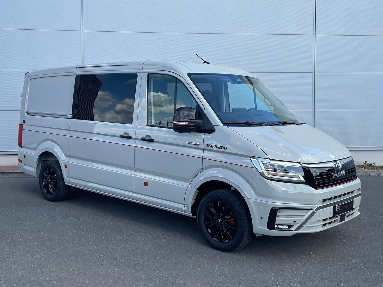 MAN TGE 3.200 L3H2 MIXTO 4x4 Individual S ACC STHZ - Цельнометаллический фургон, Грузопассажирский фургон: фото 2 MAN TGE 3.200 L3H2 MIXTO 4x4 Individual S ACC STHZ - Цельнометаллический фургон, Грузопассажирский фургон: фото 2