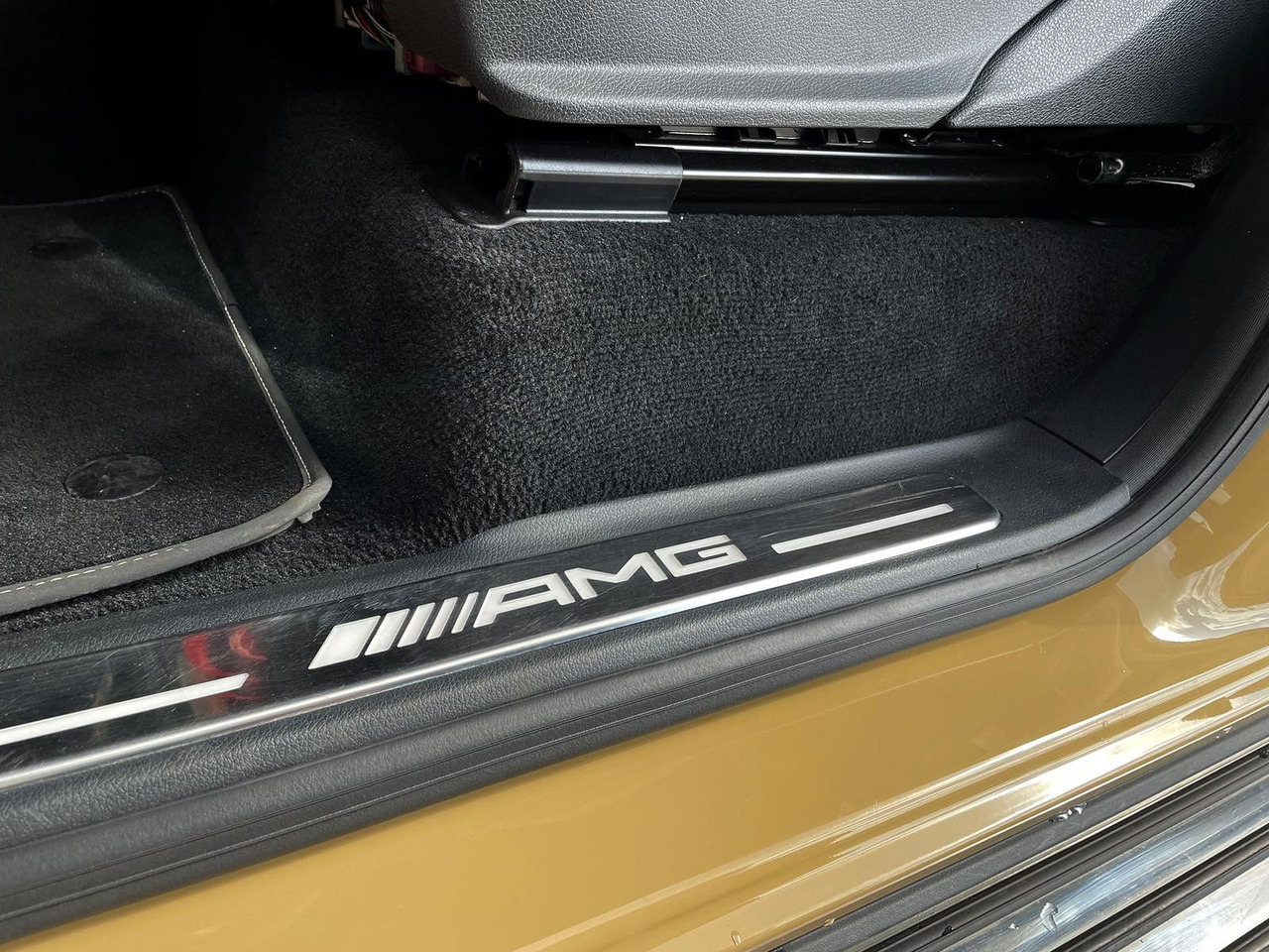 Внедорожник Mercedes-Benz AMG G 63 4x4² 360° LEDER SHD NIGHT BURMESTER: фото 41