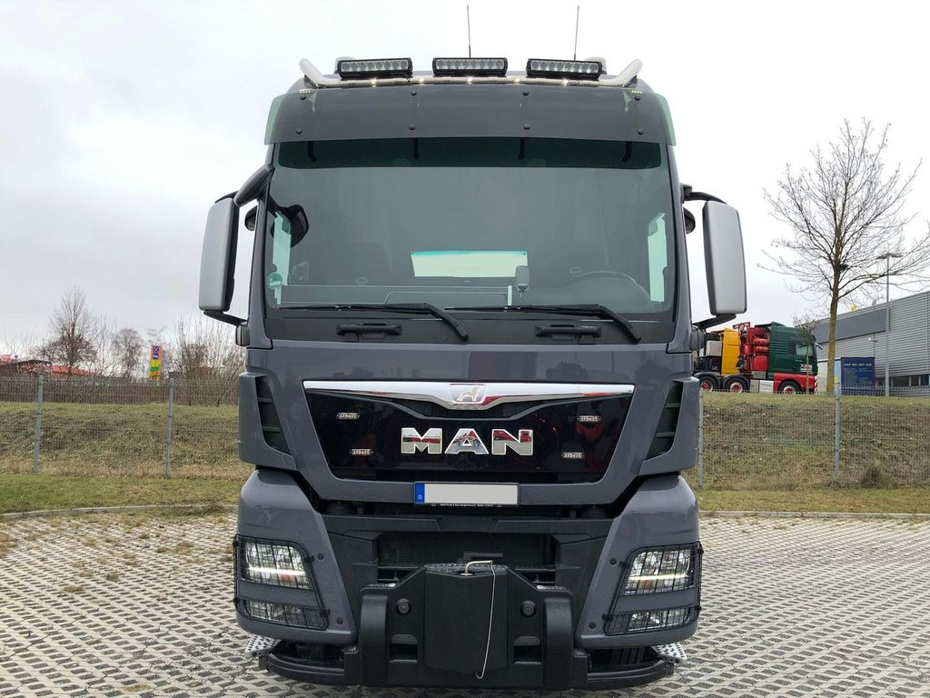 MAN TGX 41.640 8x4 Euro 6,Schwerlast 250t MAN TGX 41.640 8x4 Euro 6,Schwerlast 250t - Тягач: фото 3 MAN TGX 41.640 8x4 Euro 6,Schwerlast 250t MAN TGX 41.640 8x4 Euro 6,Schwerlast 250t - Тягач: фото 3