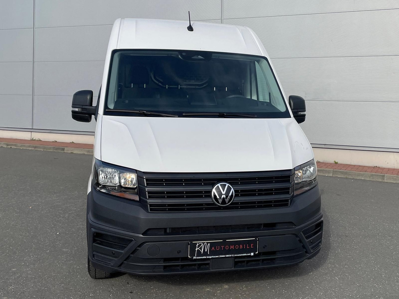 Volkswagen Crafter Kasten 35 L4H3 Autom. NAVI KAMERA KLIMA - Цельнометаллический фургон: фото 3 Volkswagen Crafter Kasten 35 L4H3 Autom. NAVI KAMERA KLIMA - Цельнометаллический фургон: фото 3