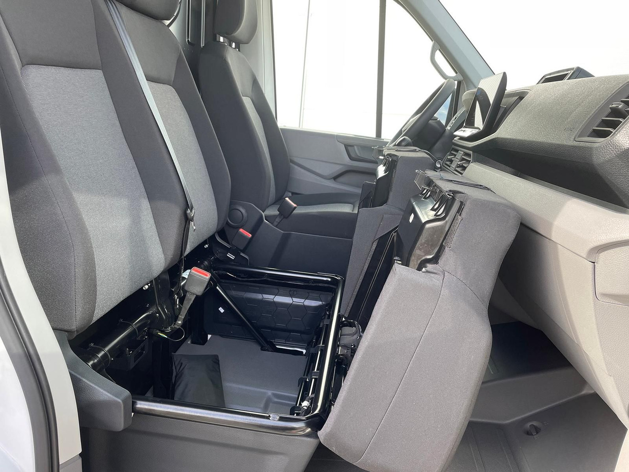 Цельнометаллический фургон Volkswagen Crafter Kasten 35 L4H3 KAMERA KLIMA DAB: фото 24