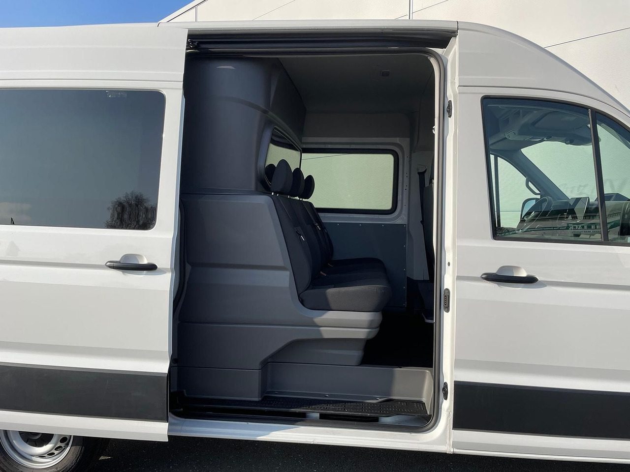 Пассажирский фургон Volkswagen Crafter MIXTO 35 L3H3 KAMERA SITZHZ DAB: фото 9 Пассажирский фургон Volkswagen Crafter MIXTO 35 L3H3 KAMERA SITZHZ DAB: фото 9