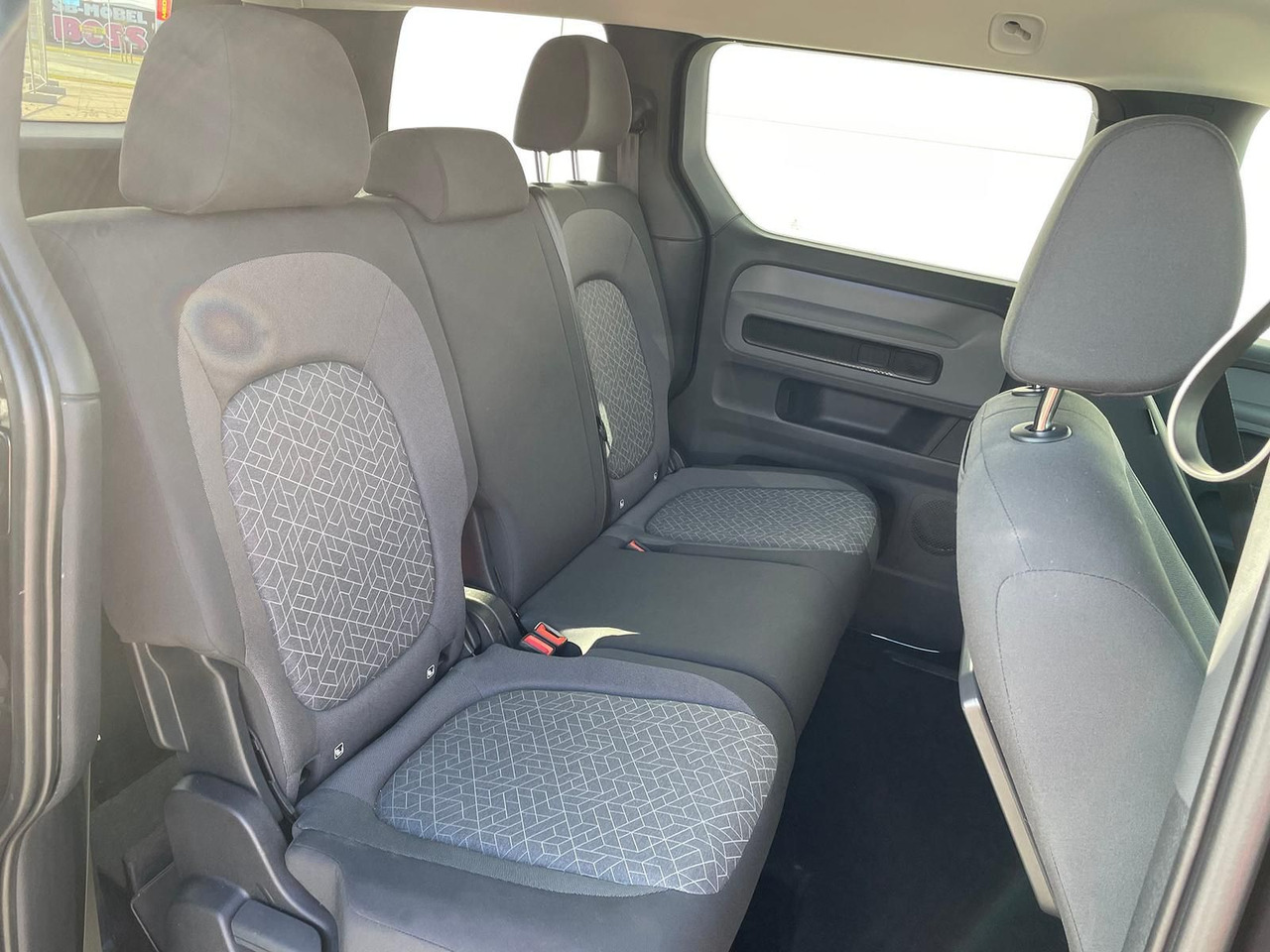 Пассажирский фургон, Электрический фургон Volkswagen ID.Buzz KW Fahrwerk LM Felgen KLIMA PDC ACC DAB: фото 12
