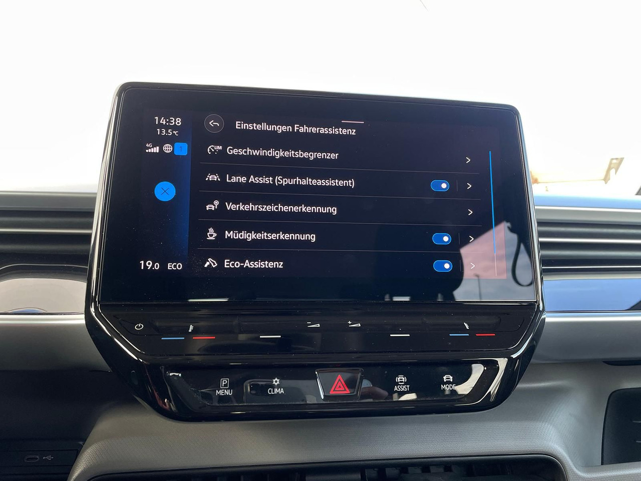 Пассажирский фургон, Электрический фургон Volkswagen ID.Buzz KW Fahrwerk LM Felgen KLIMA PDC ACC DAB: фото 20