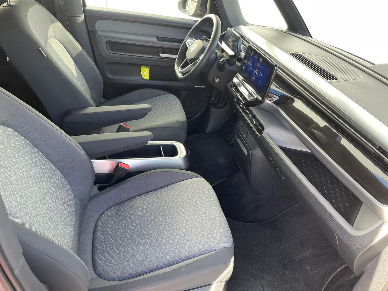 Пассажирский фургон, Электрический фургон Volkswagen ID.Buzz KW Fahrwerk LM Felgen KLIMA PDC ACC DAB: фото 28