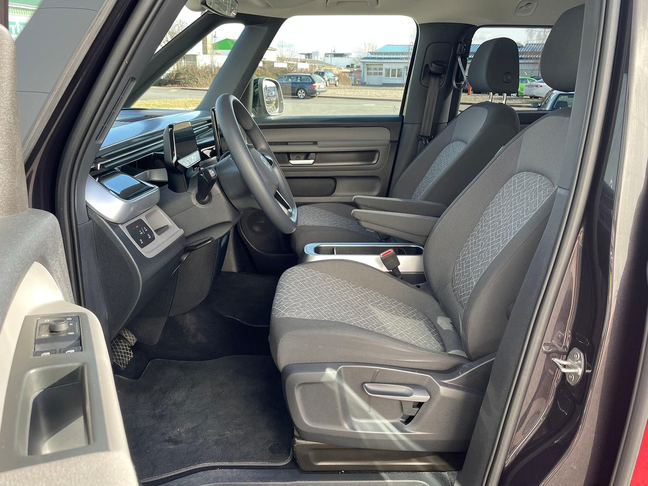 Пассажирский фургон, Электрический фургон Volkswagen ID.Buzz KW Fahrwerk LM Felgen KLIMA PDC ACC DAB: фото 14