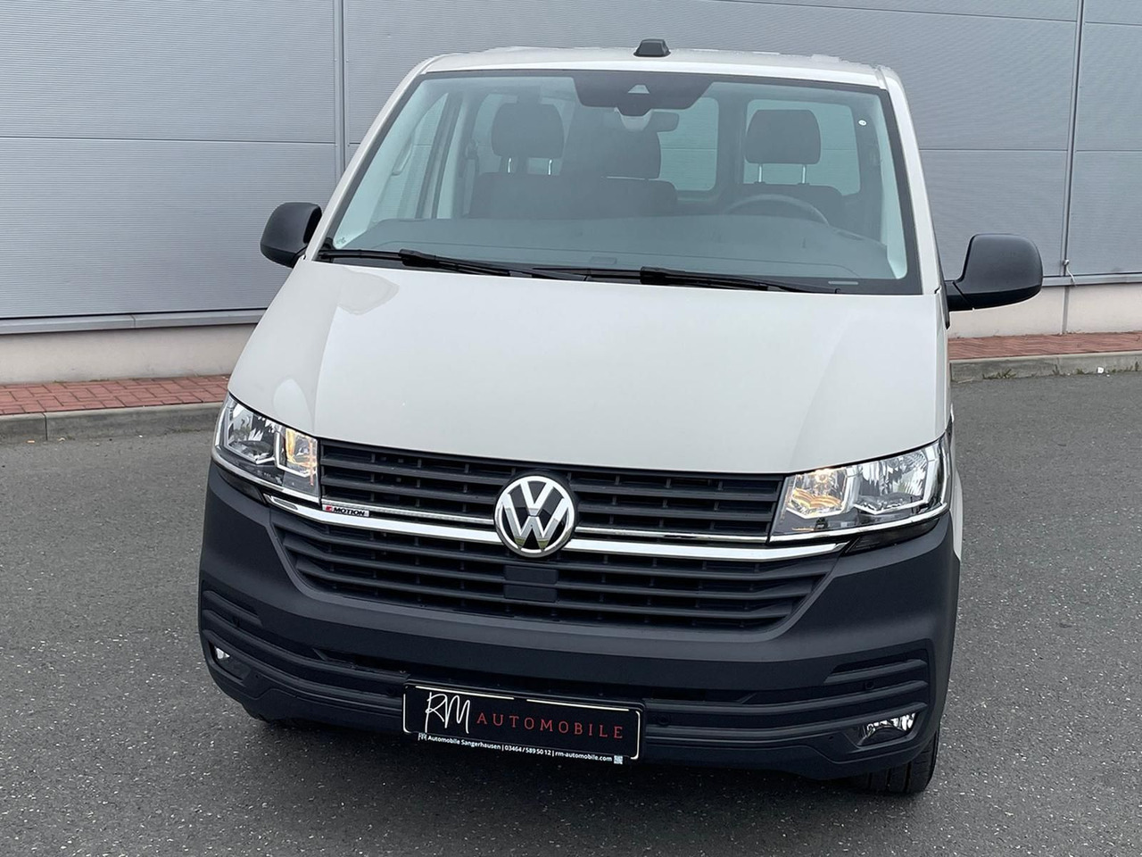 Volkswagen T6.1 Transporter 2.0 TDI lang 4MOTION SITZHZ NAV - Цельнометаллический фургон: фото 4 Volkswagen T6.1 Transporter 2.0 TDI lang 4MOTION SITZHZ NAV - Цельнометаллический фургон: фото 4