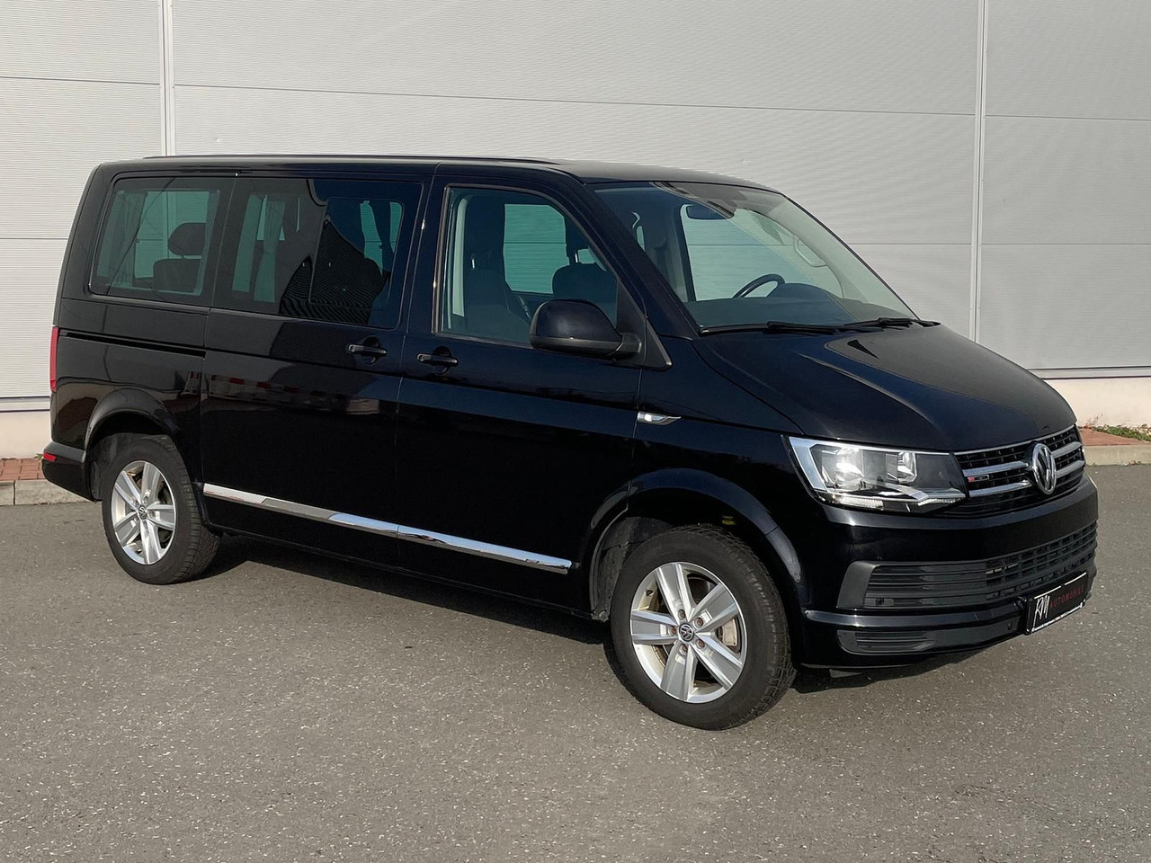 Volkswagen T6 Multivan Comfortline 4M AHK STANDHZ SITZH DAB - Пассажирский фургон: фото 2 Volkswagen T6 Multivan Comfortline 4M AHK STANDHZ SITZH DAB - Пассажирский фургон: фото 2