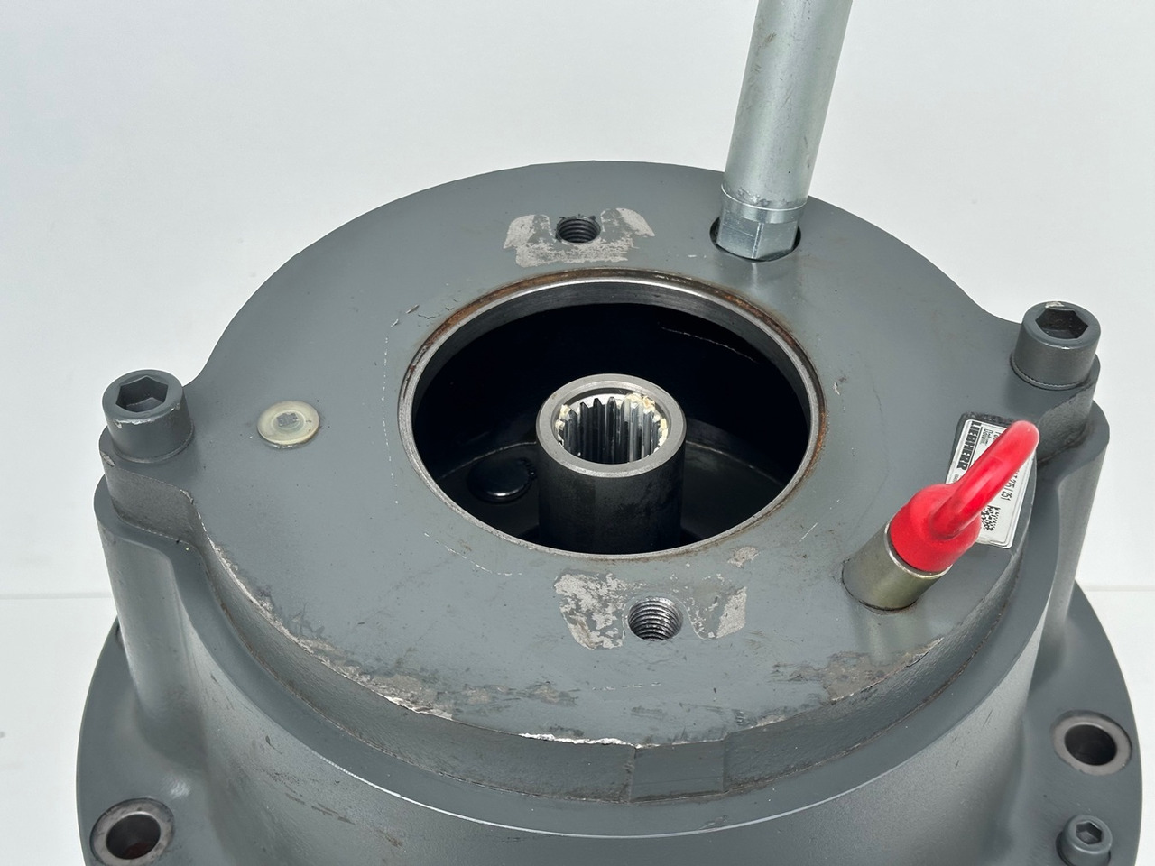 LIEBHERR Liebherr – Bauer Original Schwenkantrieb Typ:SAT275/251 mit ID-Nr.933017801. MG15, MBG12, MG20, MFG10, BG12H. #933017801.0121# - Поворотный редуктор для Буровых машин: фото 4 LIEBHERR Liebherr – Bauer Original Schwenkantrieb Typ:SAT275/251 mit ID-Nr.933017801. MG15, MBG12, MG20, MFG10, BG12H. #933017801.0121# - Поворотный редуктор для Буровых машин: фото 4