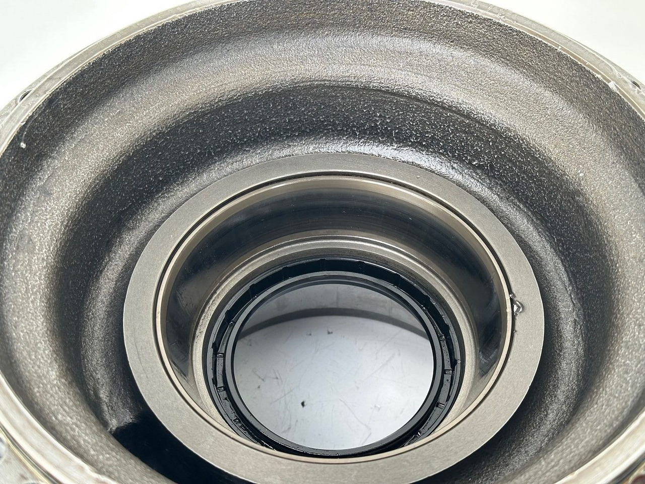 Поворотный редуктор для Гусеничных экскаваторов Liebherr Abtriebswellengehäuse ID-Nr.90015650 and Kegelrollenlager ID-Nr.761008503 and Kegelrollenlager ID-Nr.10195527. #BR.GE:10899#1777#: фото 10