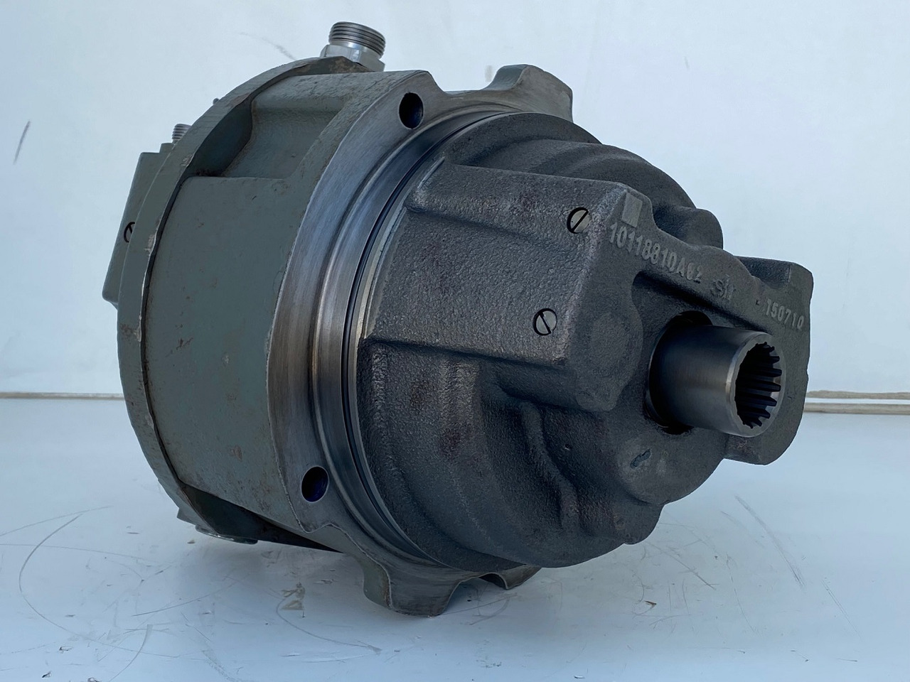 Liebherr Hydraulikeinbaumotor CMVE O 108. ID-Nr.10118562 - ID-Nr.10132610 - ID-Nr.10129048. LOS1916, LOS916, LOS926, R906, R916, R918, R920, R922, R924, R926COMP, R926, R936. #27979# - Гидравлический мотор для Гусеничных экскаваторов: фото 4 Liebherr Hydraulikeinbaumotor CMVE O 108. ID-Nr.10118562 - ID-Nr.10132610 - ID-Nr.10129048. LOS1916, LOS916, LOS926, R906, R916, R918, R920, R922, R924, R926COMP, R926, R936. #27979# - Гидравлический мотор для Гусеничных экскаваторов: фото 4