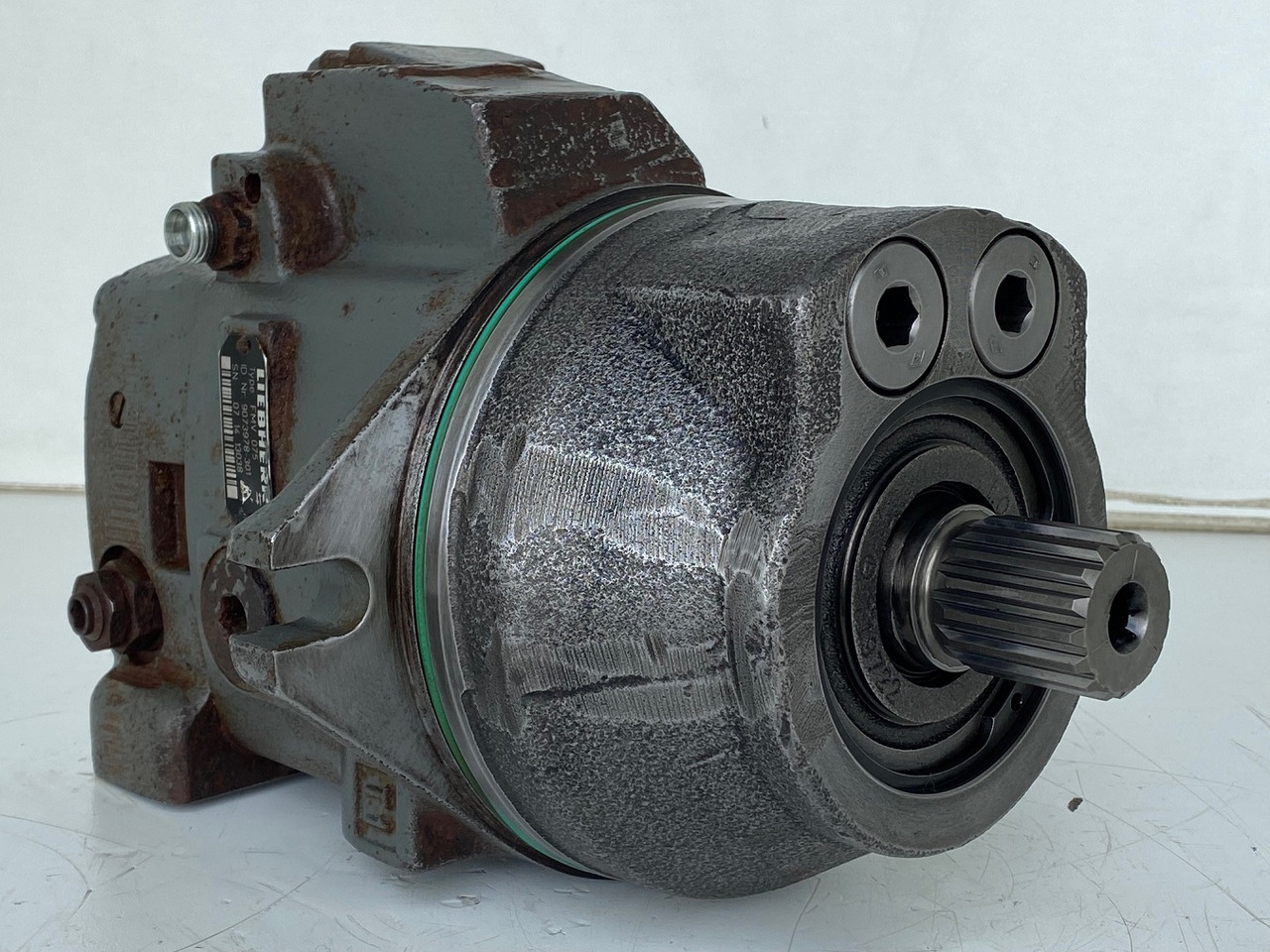 Liebherr Hydraulikeinbaumotor FMV075, ID-Nr.9073978. LOS914, LOS924, R902, R904, R912, R914, R922, R924, R924 COMP, R924 COMPA. #13038# - Гидравлический мотор для Гусеничных экскаваторов: фото 2 Liebherr Hydraulikeinbaumotor FMV075, ID-Nr.9073978. LOS914, LOS924, R902, R904, R912, R914, R922, R924, R924 COMP, R924 COMPA. #13038# - Гидравлический мотор для Гусеничных экскаваторов: фото 2