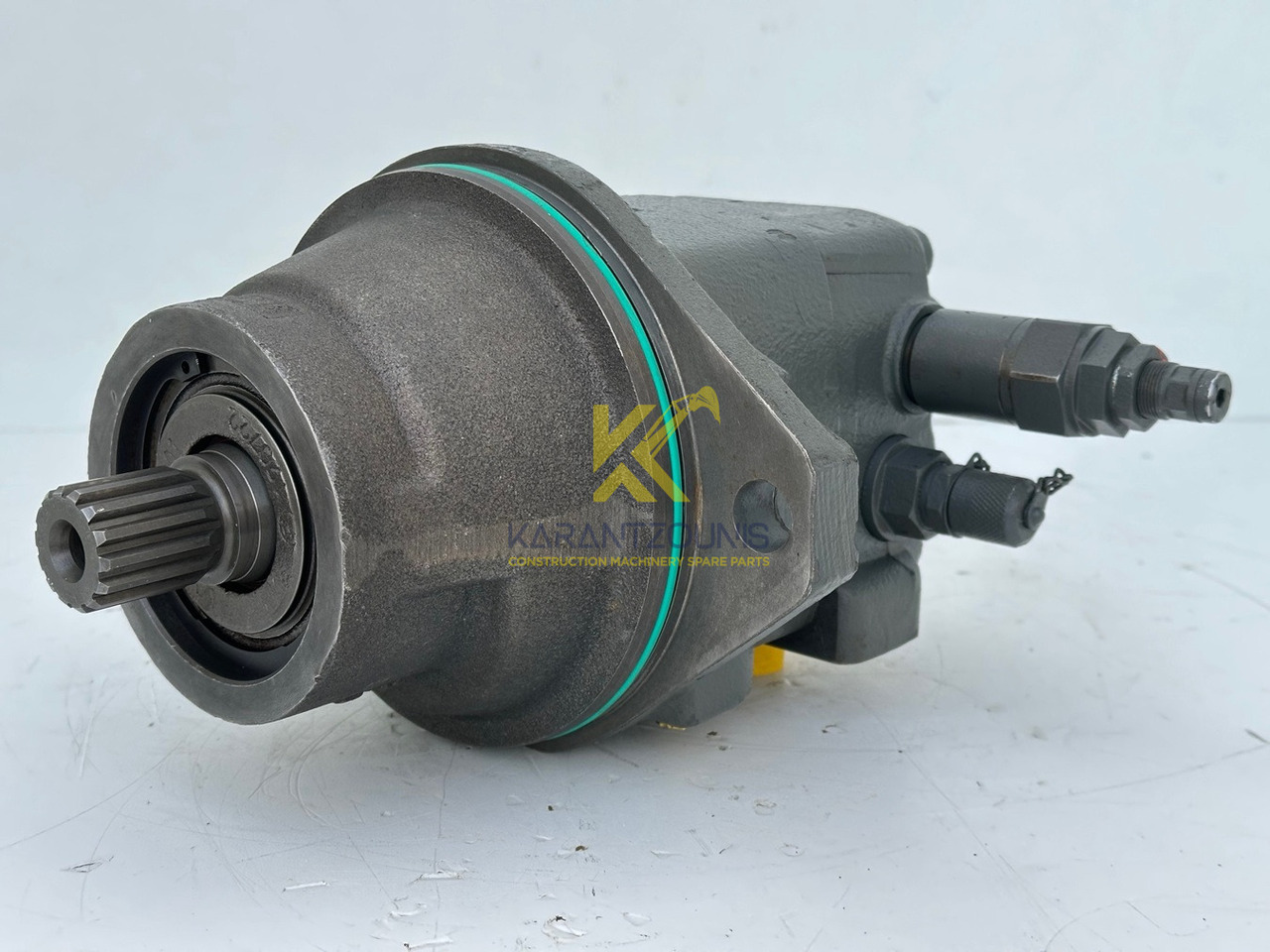 Liebherr Original Hydraulikeinbaumotor Typ:FMF045. ID-Nr.12464216. R914 RAIL, R914 COMP, R914 K-S, R914 K-STD, R918, R918LC, R918NLC, R918 XLC, R920 K-LC, R920 K-NLC. #12464216.25879# - Поворотный редуктор для Строительной техники: фото 3 Liebherr Original Hydraulikeinbaumotor Typ:FMF045. ID-Nr.12464216. R914 RAIL, R914 COMP, R914 K-S, R914 K-STD, R918, R918LC, R918NLC, R918 XLC, R920 K-LC, R920 K-NLC. #12464216.25879# - Поворотный редуктор для Строительной техники: фото 3