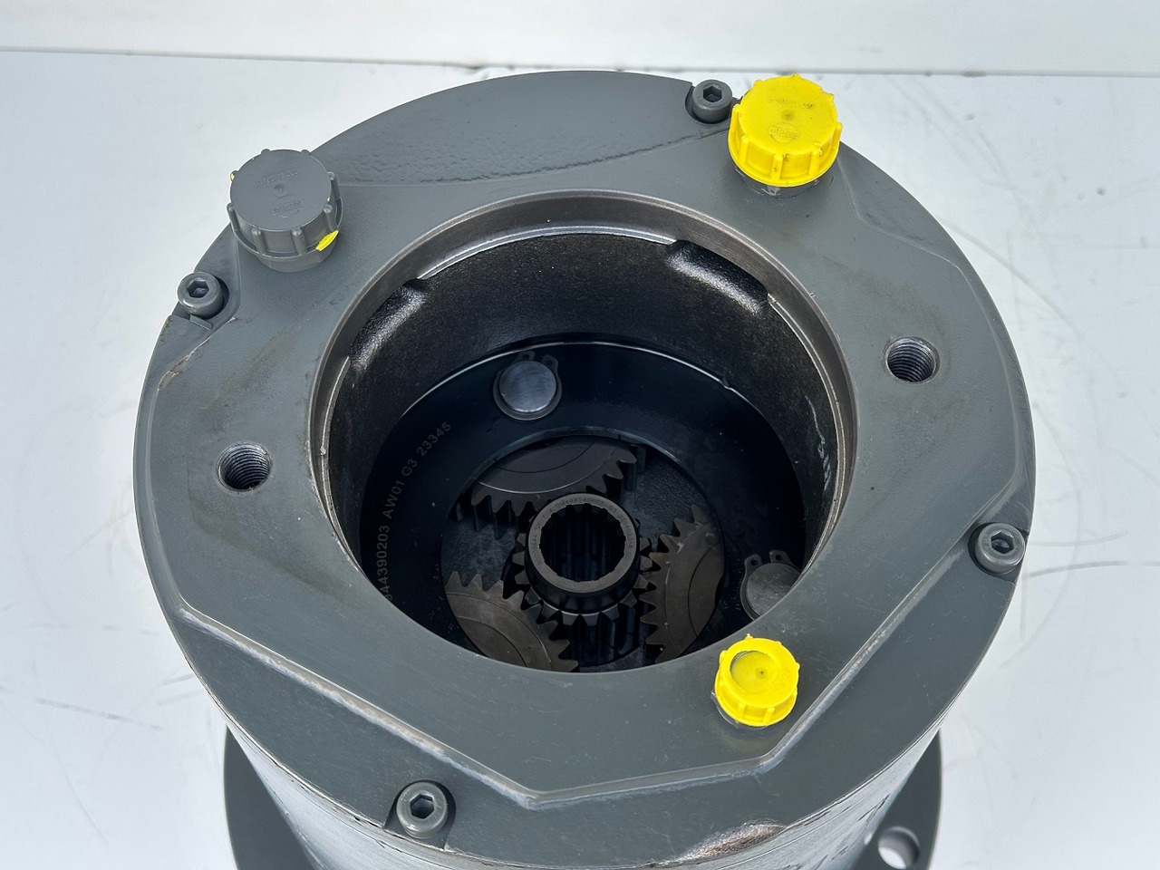 Liebherr Original Schwenkantrieb SAT250/278. ID-Nr.90017772-ID-Nr.90017774-ID-Nr.90209641. A913COMP,A914,A914COMP,A916,A918,A920,A922RAIL,A924RAIL,LH22,LH24,LH26,LH26,R914,R918,R920. #90209641.20308# - Поворотный редуктор для Строительной техники: фото 5 Liebherr Original Schwenkantrieb SAT250/278. ID-Nr.90017772-ID-Nr.90017774-ID-Nr.90209641. A913COMP,A914,A914COMP,A916,A918,A920,A922RAIL,A924RAIL,LH22,LH24,LH26,LH26,R914,R918,R920. #90209641.20308# - Поворотный редуктор для Строительной техники: фото 5