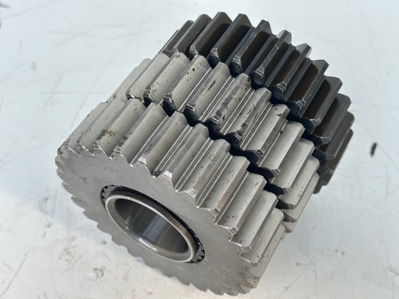 Liebherr Planetenrad ID-Nr.9442840 - ID-Nr.944284003. FAT350 - FAT350P022 - FAT350P059 - FAT350P062 - FAT350P068 - FAT350P079. LH22C, R313, R317, R900, R902, R904, R912, R914, R922, R924, R924 COMP - Бортовой редуктор для Строительной техники: фото 5 Liebherr Planetenrad ID-Nr.9442840 - ID-Nr.944284003. FAT350 - FAT350P022 - FAT350P059 - FAT350P062 - FAT350P068 - FAT350P079. LH22C, R313, R317, R900, R902, R904, R912, R914, R922, R924, R924 COMP - Бортовой редуктор для Строительной техники: фото 5