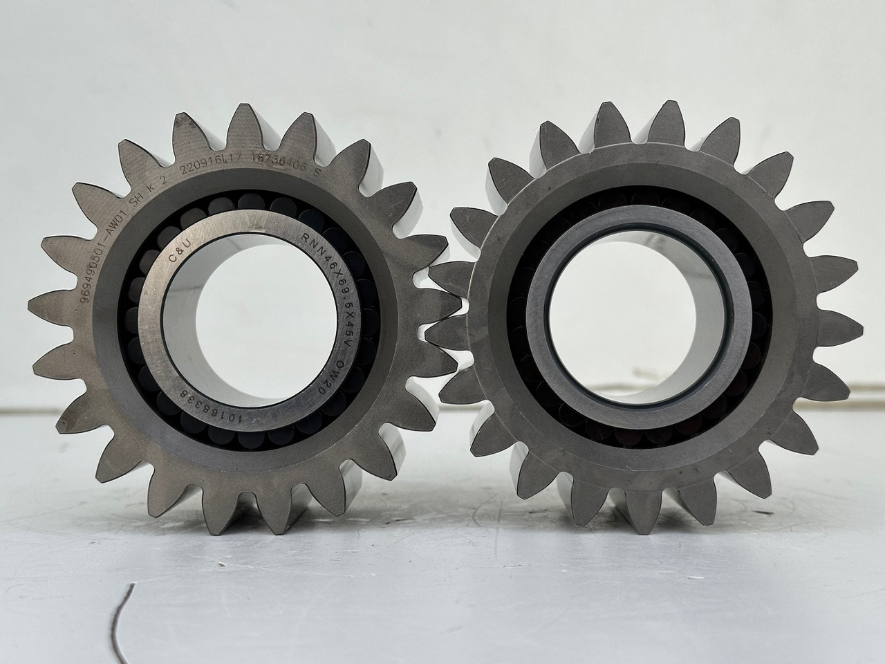 Liebherr Planetenrad mit Zylinderrollenlager ID-Nr.969490401-ID-Nr.10168338. FAT355P076-FAT355P077-FAT355P120. LH26,LH30C,LH40C,ER934,LO1916,LO1926,LOS916,LOS926,R906,R906 PROTO,R916,R920,R922,R924,R - Бортовой редуктор для Гусеничных экскаваторов: фото 2 Liebherr Planetenrad mit Zylinderrollenlager ID-Nr.969490401-ID-Nr.10168338. FAT355P076-FAT355P077-FAT355P120. LH26,LH30C,LH40C,ER934,LO1916,LO1926,LOS916,LOS926,R906,R906 PROTO,R916,R920,R922,R924,R - Бортовой редуктор для Гусеничных экскаваторов: фото 2