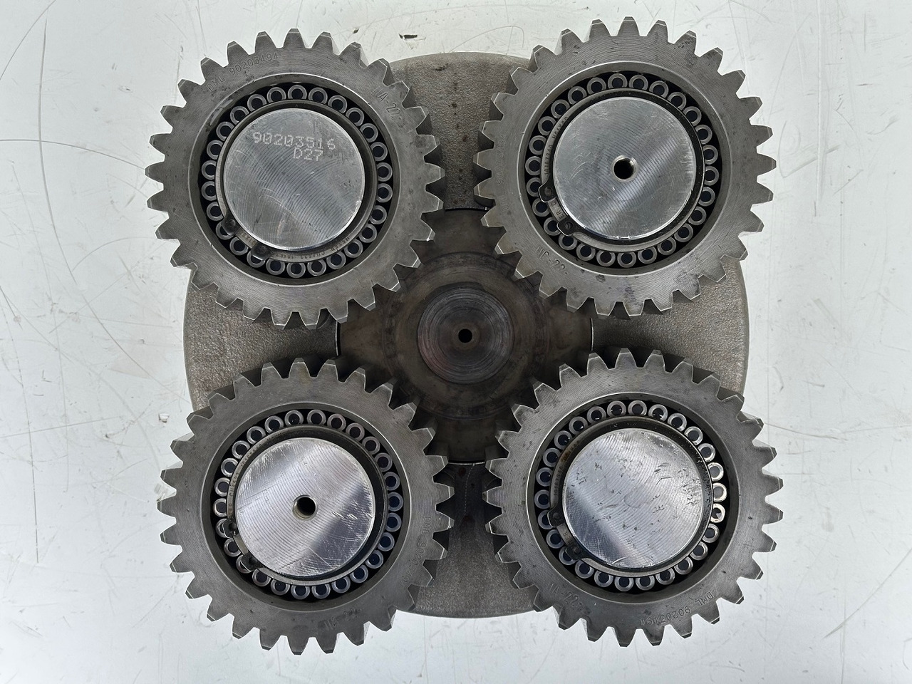 Бортовой редуктор для Бульдозеров Liebherr Planetenträger ID-Nr.90203516 mit Planetenrad ID-Nr.90203494. Typ:FAT400G546. PR71605LGP-1823. PR716LGP-1423. PR716XL-1422. #PLA.PL.28.09#: фото 8 Бортовой редуктор для Бульдозеров Liebherr Planetenträger ID-Nr.90203516 mit Planetenrad ID-Nr.90203494. Typ:FAT400G546. PR71605LGP-1823. PR716LGP-1423. PR716XL-1422. #PLA.PL.28.09#: фото 8